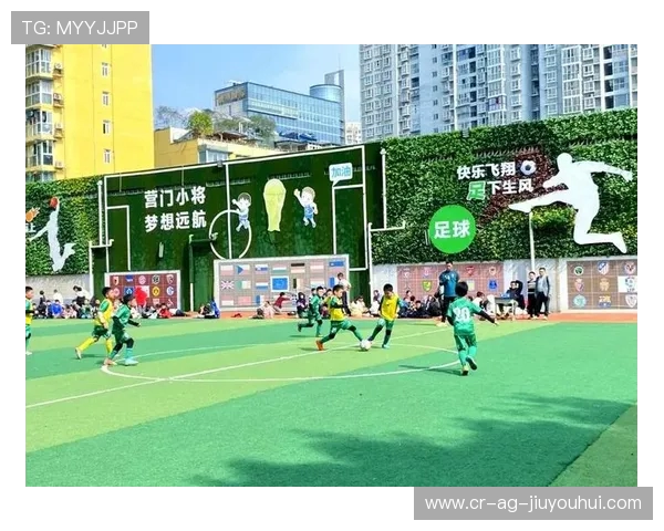 中秋夜成都足球盛宴闪耀蓉城球迷齐聚共赏圆月激情赛场 中秋夜成都足球盛宴闪耀蓉城球迷齐聚共赏圆月激情赛场